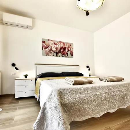 Charming Tulip On The Sea 아파트 푼타나