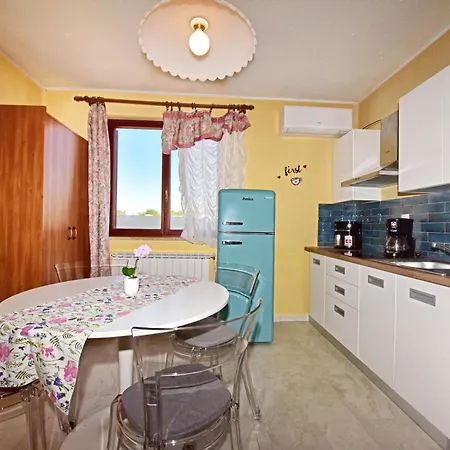 Charming Tulip On The Sea * 푼타나